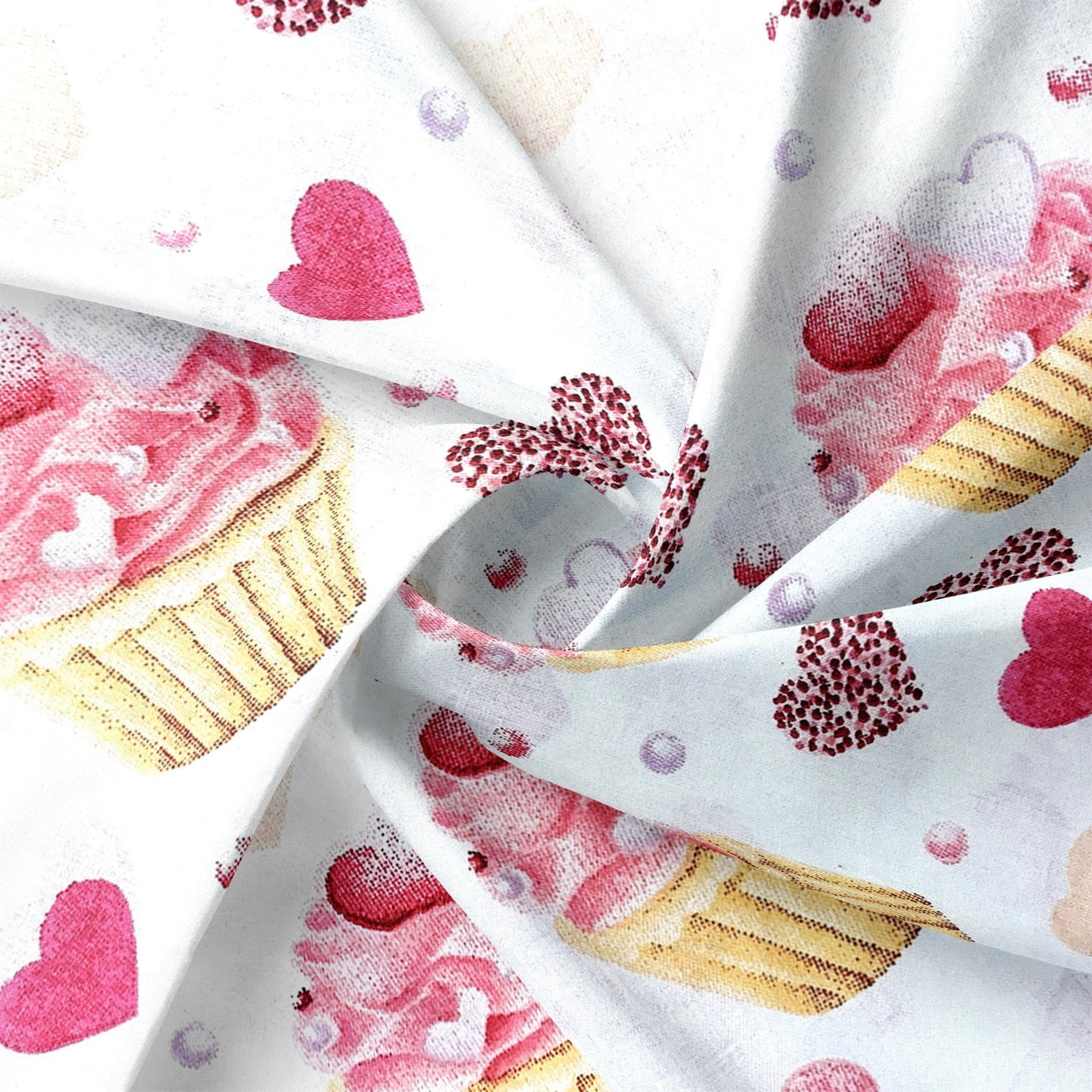 Cotton Fabric - Muffin Cakes and Hearts